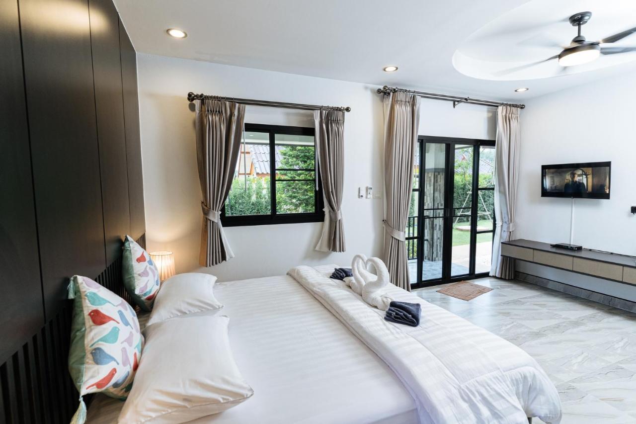 Thai Smile Resort Rayong Esterno foto